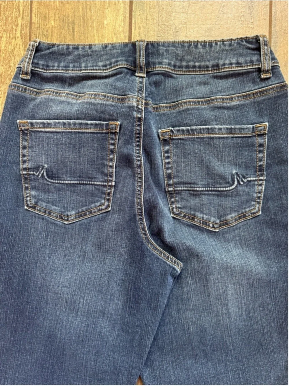 M jeans by Maurices High Rise Curvy Bootcut Stretch Jeans size 8